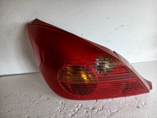 18279 Opel Tigra TT 2004-2009 Bal hátsó Lámpa