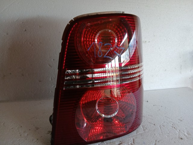 18276 Volkswagen Touran 2003-2015  Jobb hátsó Lámpa