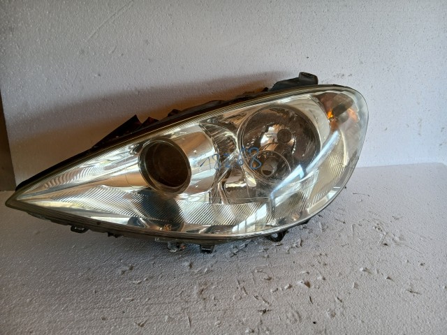 18268 Peugeot 807 2002-2014 Jobb első Lámpa Fényszóró