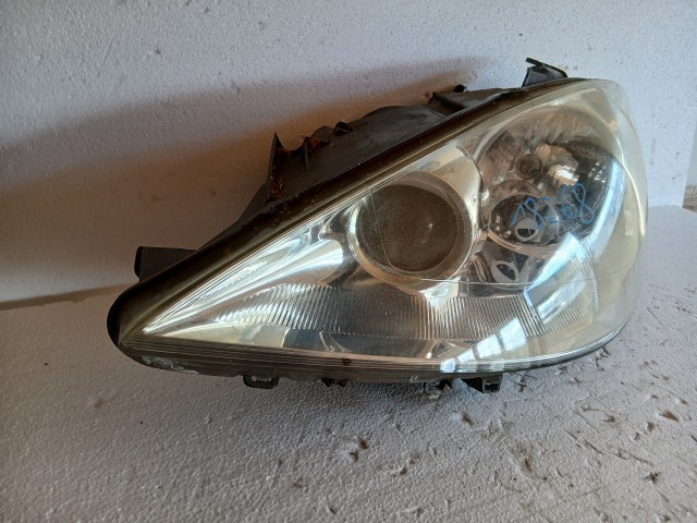 18268 Peugeot 807 2002-2014 Jobb első Lámpa Fényszóró