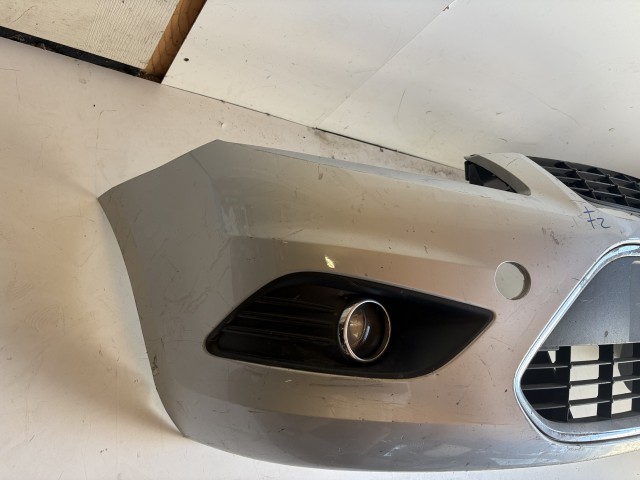18180 Ford Focus II. 2008-2011 első Lökhárító Ezüst facelift
