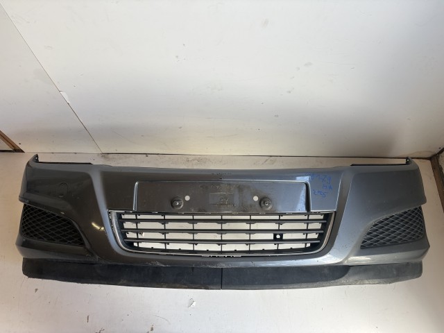 18179 Opel Astra H 2004-2006 első Lökhárító Grafit Z155