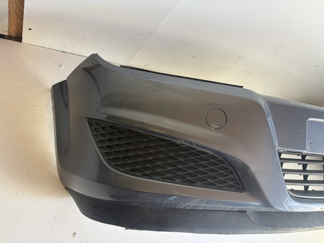 18179 Opel Astra H 2004-2006 első Lökhárító Grafit Z155