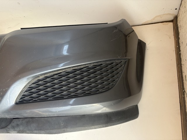 18179 Opel Astra H 2004-2006 első Lökhárító Grafit Z155