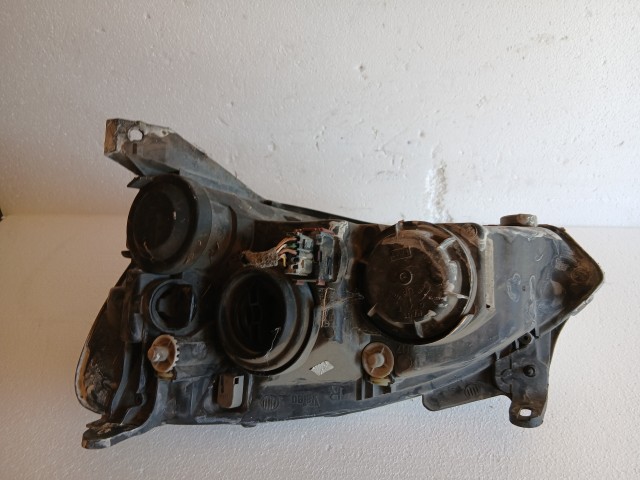 18296 Opel Corsa C 2000-2006 Jobb első Lámpa Fényszóró