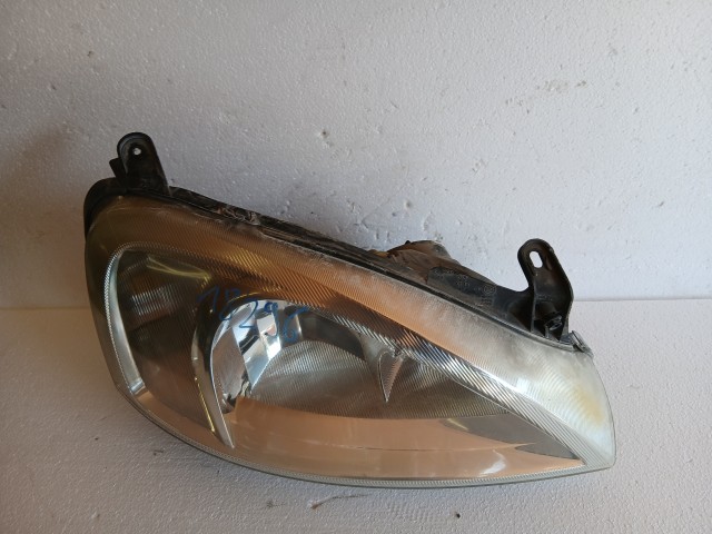 18296 Opel Corsa C 2000-2006 Jobb első Lámpa Fényszóró