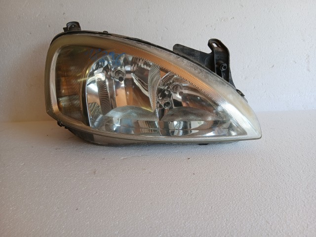18296 Opel Corsa C 2000-2006 Jobb első Lámpa Fényszóró