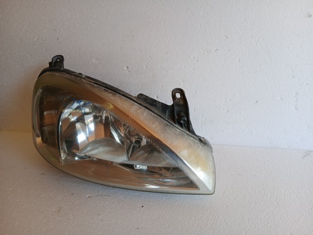 18296 Opel Corsa C 2000-2006 Jobb első Lámpa Fényszóró