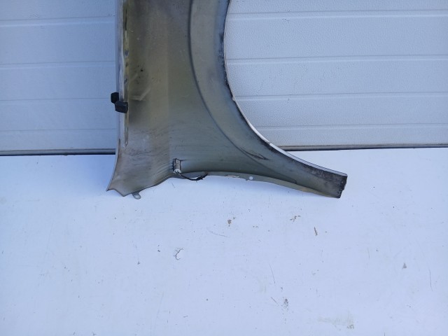 18322 Opel Astra H 2004-2010 Bal első Sárvédő Ezüst Z157