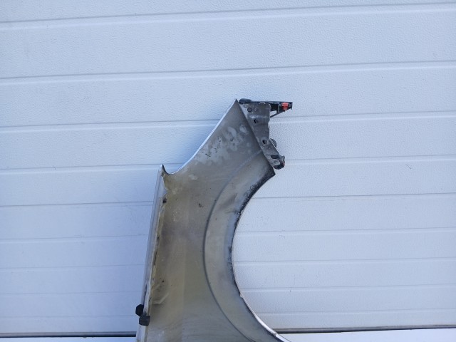 18322 Opel Astra H 2004-2010 Bal első Sárvédő Ezüst Z157