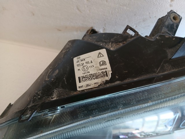 18325 Ford Focus II. 2004-2011 Bal első Lámpa Fényszóró