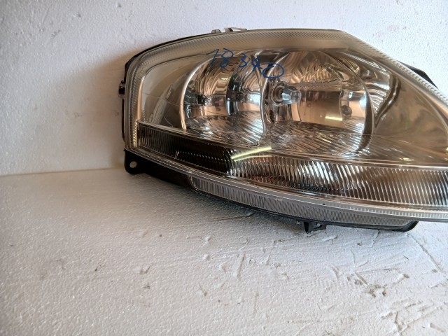 18340 Citroen C3 2002-2010 Jobb első Lámpa Fényszóró