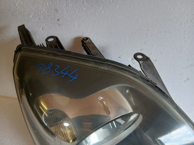 18344 Ford Fiesta v 2004-2008 Jobb első Lámpa Fényszóró
