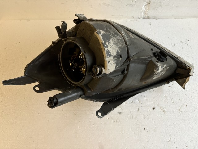 18370 Ford Fiesta V Jobb első Lámpa  Fényszóró