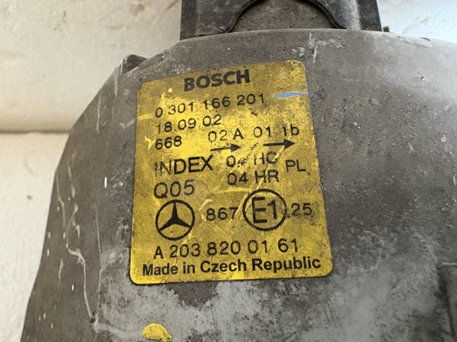 18378 Mercedes Benz C w203 2003-2007 Bal első Lámpa Fényszóró