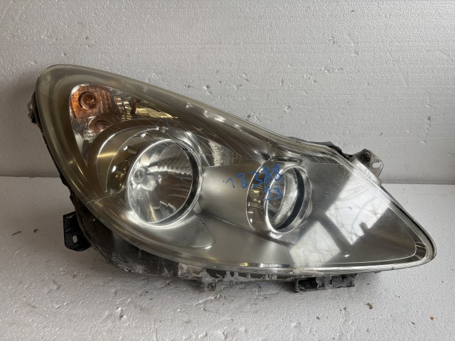 18393 Opel Corsa D 2006-2014 Jobb első Lámpa  Fényszóró