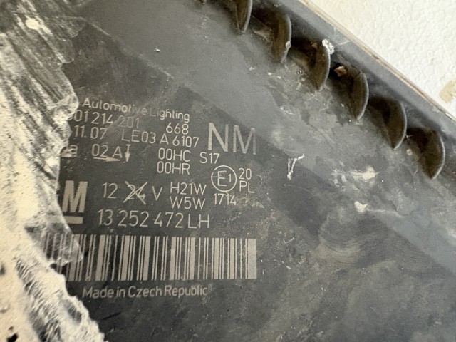 18391 Opel Zafira B 2005-2014 Bal első Lámpa Fényszóró