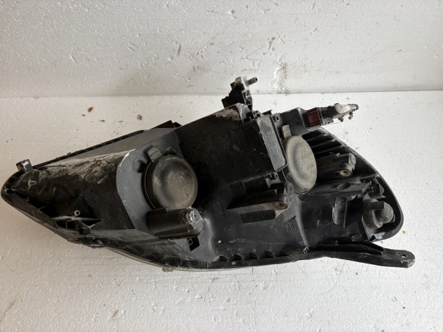 18391 Opel Zafira B 2005-2014 Bal első Lámpa Fényszóró