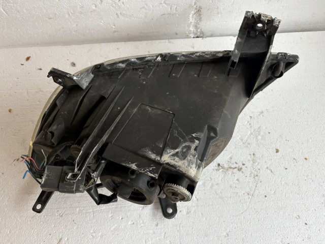 18395 Mazda 2 2006-2012 Jobb első Lámpa Fényszóró