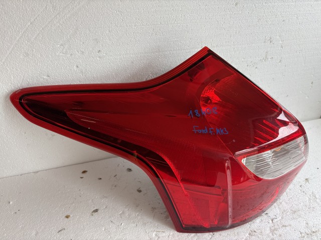 18408 Ford Focus Mk3 2011-2018 Kombi Bal hátsó Lámpa