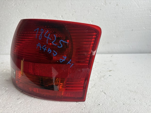 18425 Audi A4 B7 2004-2008 Jobb hátsó Lámpa Fényszóró