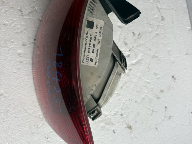 18425 Audi A4 B7 2004-2008 Jobb hátsó Lámpa Fényszóró