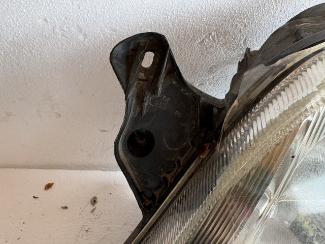 18423 Opel Meriva A 2003-2010 Bal első Lámpa Fényszóró