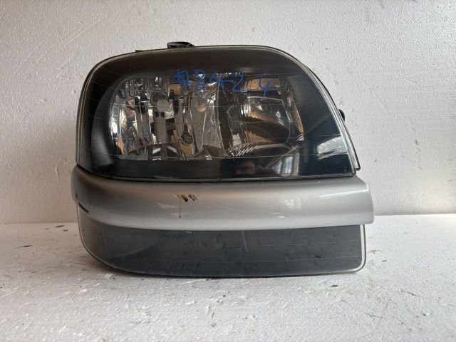 18424 Fiat Doblo II. 2005-2009 Jobb első Lámpa Fényszóró