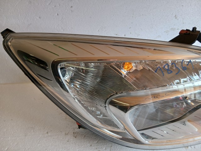 18361 Opel Meriva B 2010-2017 Jobb első Lámpa Fényszóró
