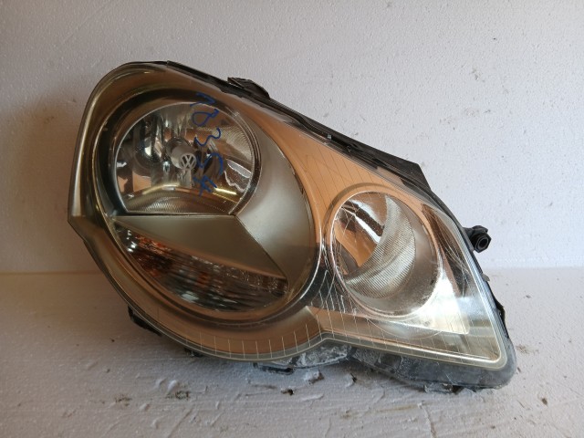 18354 Volkswagen Polo IV 2002-2009 Jobb első Lámpa Fényszóró