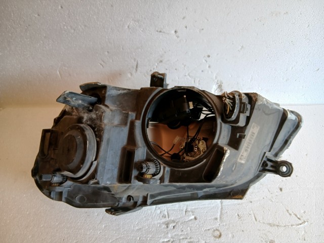 18354 Volkswagen Polo IV 2002-2009 Jobb első Lámpa Fényszóró