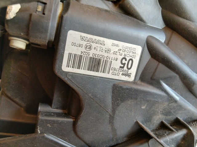 18352 Toyota Yaris II. 2005-2011(xp90)  Jobb elsőLámpa Fényszóró