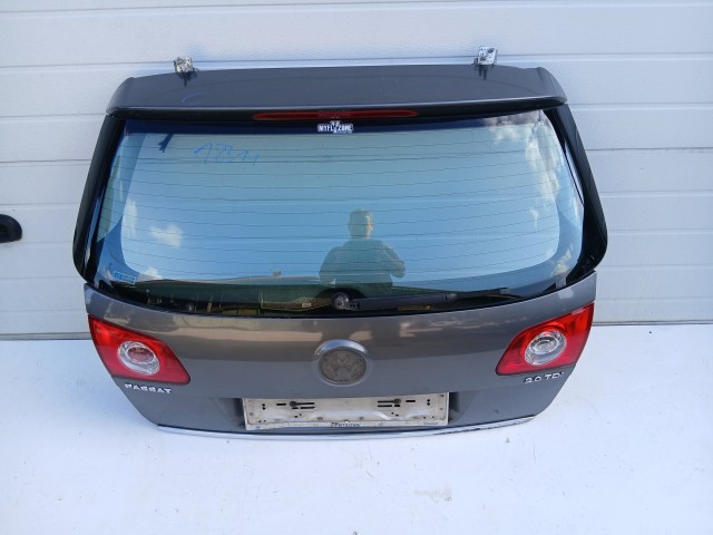 18311 Volkswagen Passat B6 2005-2010 Csomagtérajtó Használt  Grafit
