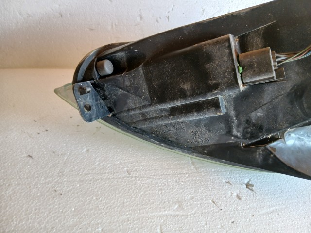18310 Ford Fiesta v 2004-2008 Bal első Lámpa Fényszóró