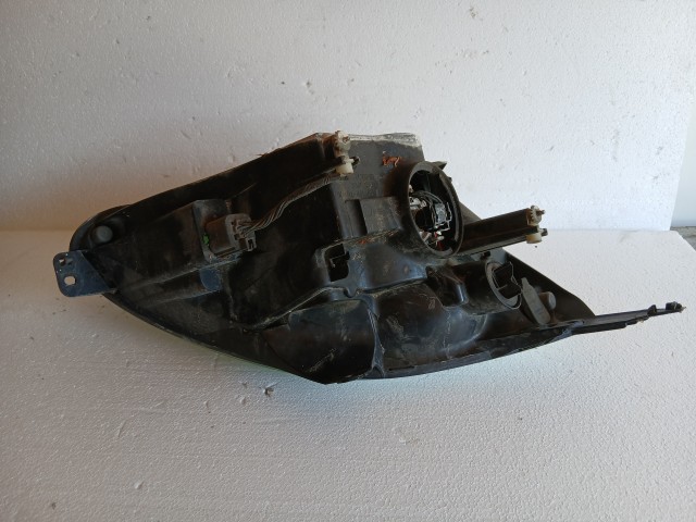 18310 Ford Fiesta v 2004-2008 Bal első Lámpa Fényszóró