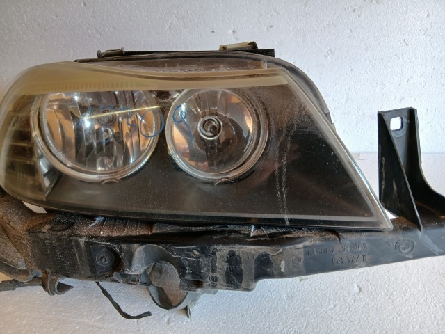 18309 BMW 3 E90 2005-2011 Jobb első Lámpa Fényszóró