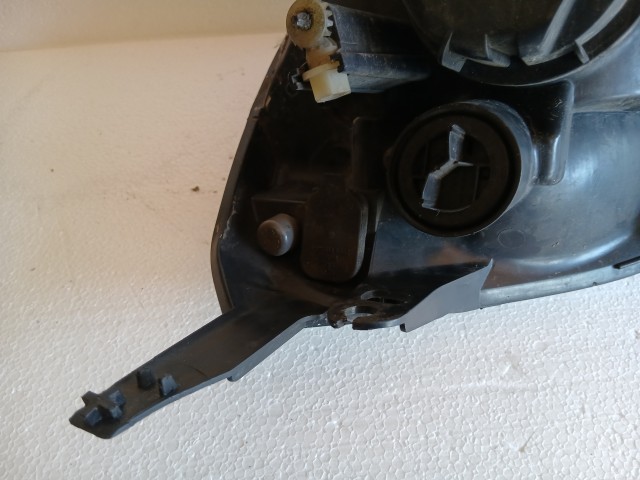 18306 Ford Fiesta v 2004-2008 Jobb első Lámpa Fényszóró