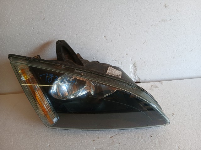 18301 Ford Focus II. 2004-2011 Jobb első Lámpa Fényszóró