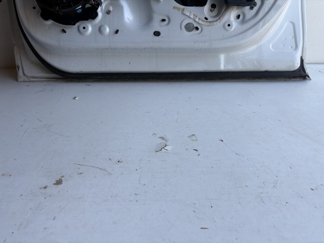 18456 Opel Corsa f 2020 Jobb első Ajtó Fehér