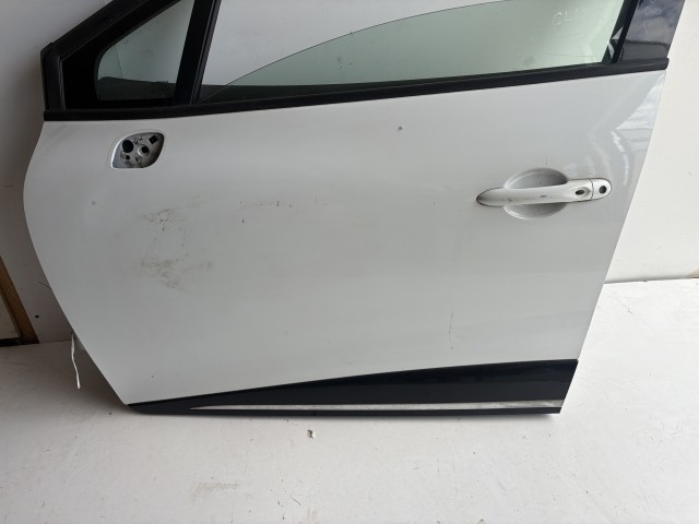 18459 Renault CLIO IV 2013-2019 Bal első Ajtó Fehér