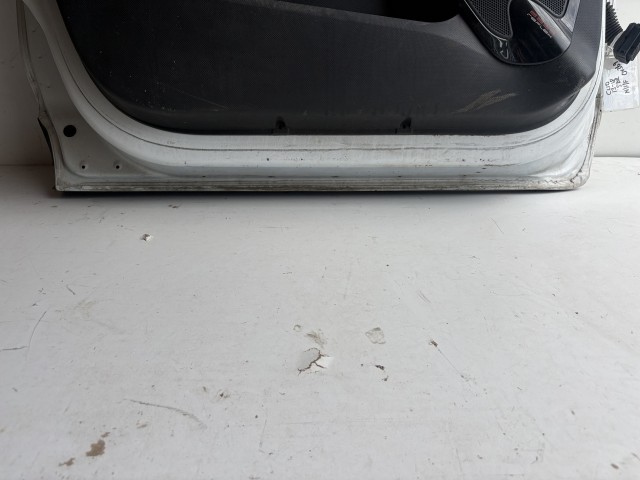 18459 Renault CLIO IV 2013-2019 Bal első Ajtó Fehér