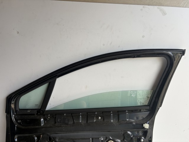 18460 Renault CLIO IV 2013-2019 Jobb első Ajtó Fekete