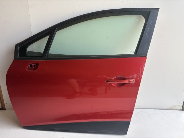 18461 Renault CLIO IV 2013-2019 Bal első Ajtó Piros