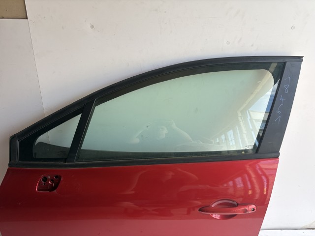 18461 Renault CLIO IV 2013-2019 Bal első Ajtó Piros
