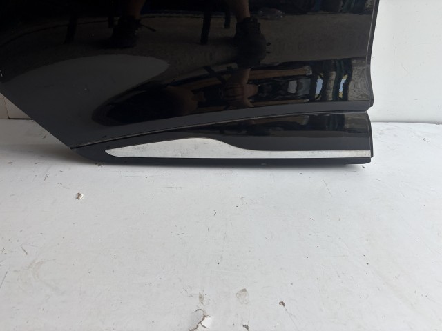 18642 Renault CLIO IV 2013-2019 Jobb hátsó Ajtó Fekete