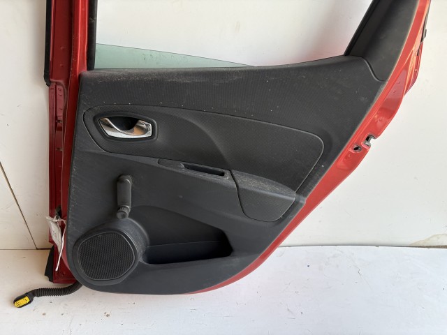 18465 Renault CLIO IV 2013-2019 Jobb hátsó Ajtó Piros
