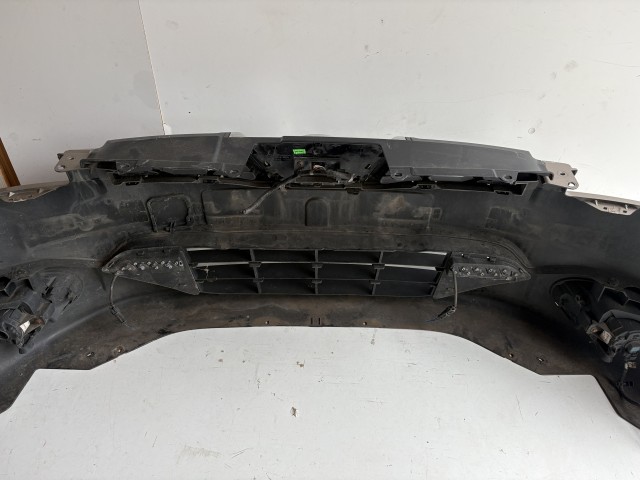 18481 Nissan QASHQAI (J10) 2007-2013 első Lökhárító Pezsgő