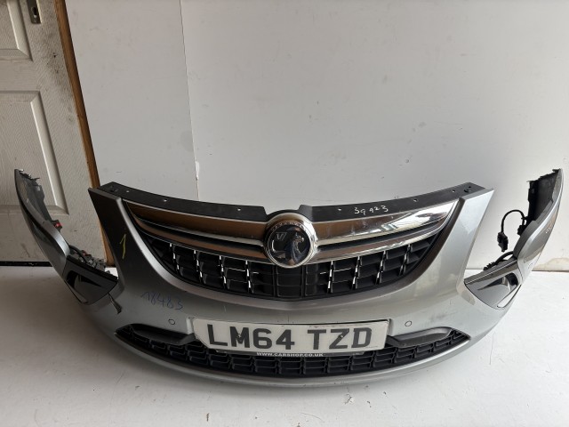 18483 Opel Zafira C 2011-2017 első Lökhárító Ezüst