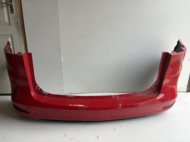 18484 Opel Zafira C 2011-2017 hátsó Lökhárító  Piros 4 radaros
