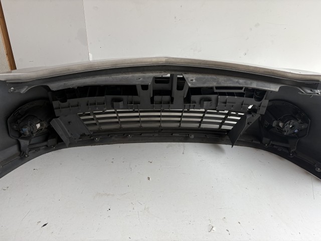 18485 Renault Clio III. 2007-2014 első Lökhárító  Ezüst